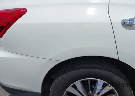 2017 Nissan Pathfinder Sv from USA, damaged, VIN 5N1DR2MNXHC688880